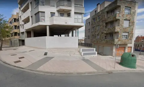 Local comercial en Elola