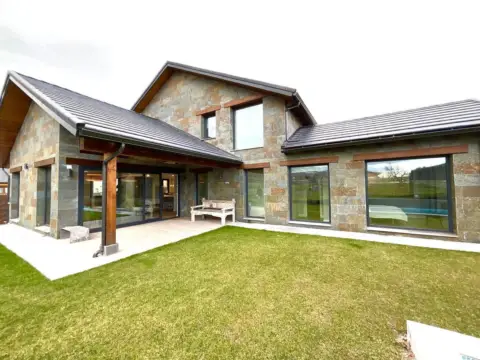 Chalet en calle Leoncio Mateos