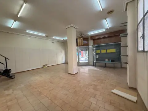 Local comercial en Carrer del Camí, 71