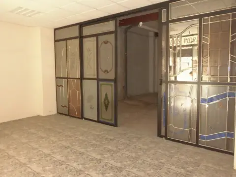 Local comercial en calle de Anselm Aracil, 29