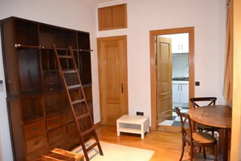 Piso en calle de María Panés