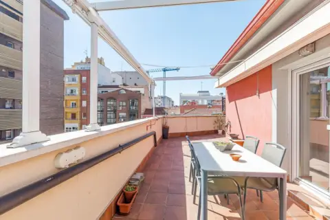 Ático en calle de Amalia