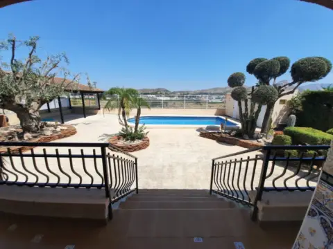 Chalet en Urb. los Ángeles