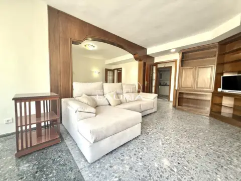 Piso en Carrer del Poeta Querol