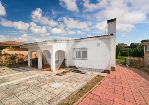 Chalet en calle Urbanizacion Guadalcampo