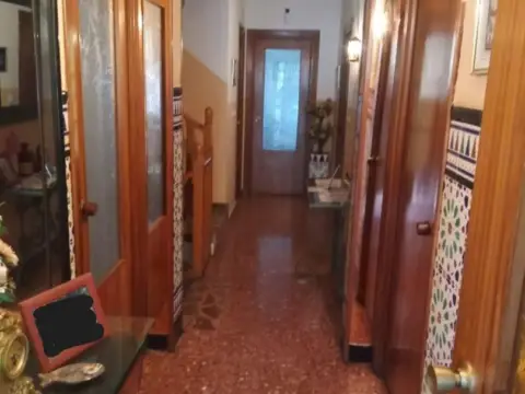 Casa en Ctra. Circunvalación - La Magdalena