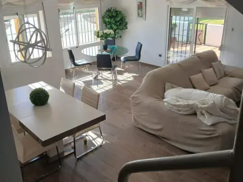 Casa adosada en Bahía de Casares