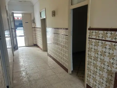 Casa en calle de la Cermeñuela, 44