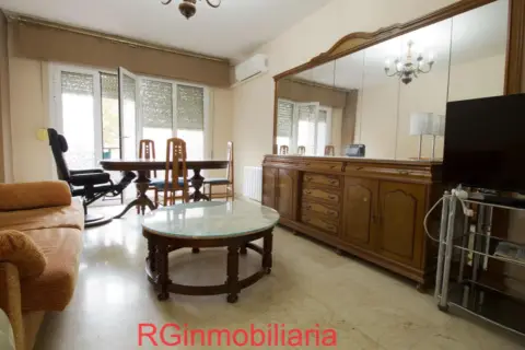 Piso en Avenida de la Constitución, 41