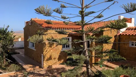 Chalet en calle Agregado Triquivijate
