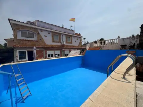 Chalet en Pedrera del Rey