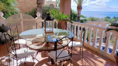 Chalet en calle Tombatossals
