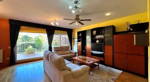 Casa adosada en Avenida de la Ilustración