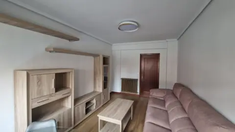 Piso en calle de la Cruz Blanca