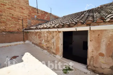 Casa en Carrer de la Cova Santa