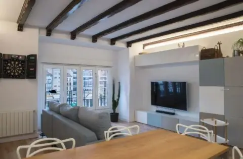 Piso en calle de San Nicolás