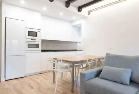 Piso en calle de San Nicolás