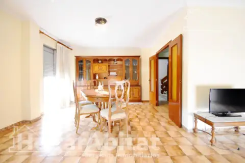 Edificio en calle del Rey Don Jaime