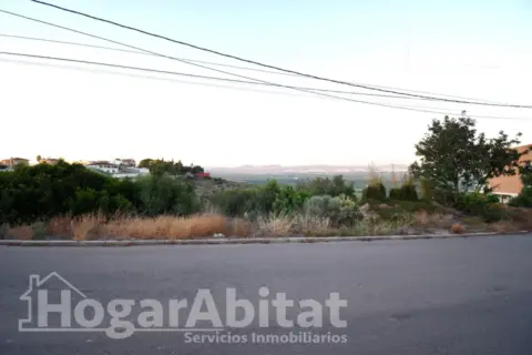 Terreno en calle Rio Turia -San Miguel