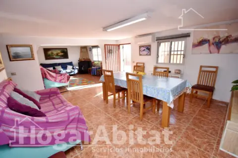 Chalet en calle Segunda Travesera Fileta