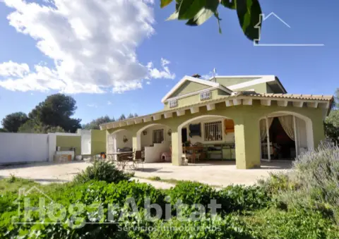 Chalet en Carrer de la Yesa