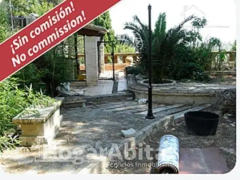 Chalet en calle de les Corts Valencianes
