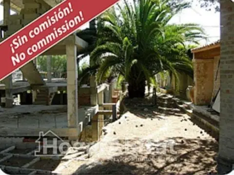 Chalet en calle de les Corts Valencianes