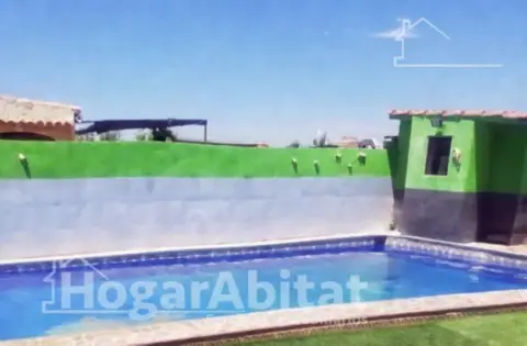 Chalet en Plaza de Pinella