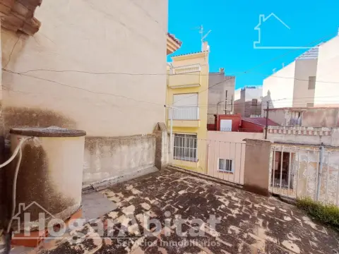 Casa en calle de los Dolores