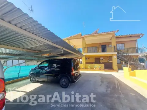 Chalet en calle Pedrisa 25