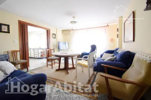 Casa en Carrer Algepseria