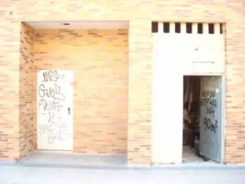 Local comercial en Avenida de Marcelo Celayeta