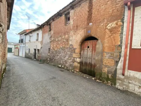 Casa rústica en calle del Palacio