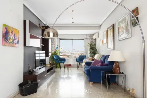 Piso en Avenida de Cesáreo Alierta