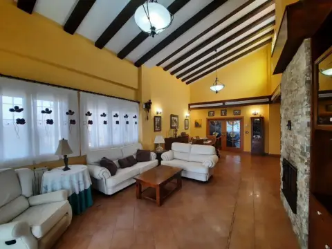 Chalet en Escorredores