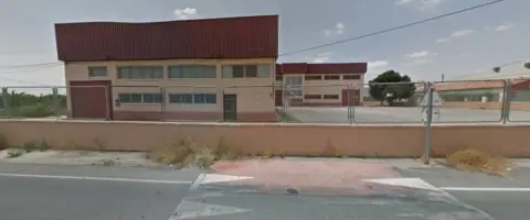 Nave industrial en Alzabares