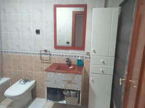 Casa pareada en calle Cervantes