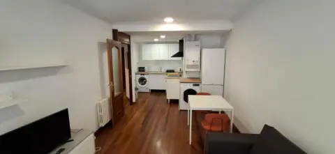 Piso en calle de Amos de Escalante