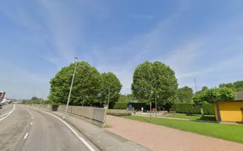 Piso en calle de los Lagos de Somiedo