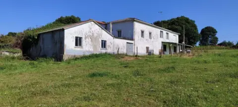 Casa pareada en calle Lugar Casal