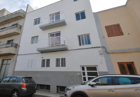 Local comercial en Becerril de Guía