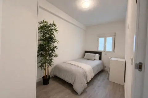 Habitación en calle de Sarria