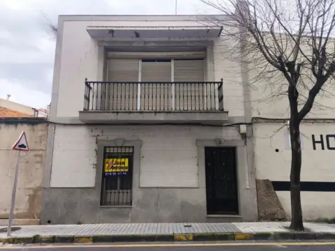 Casa adosada en calle Tr Pedro M Plano