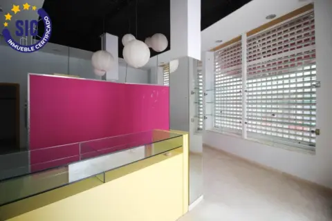 Local comercial en Passeig Marítim del Mediterráneo, 101