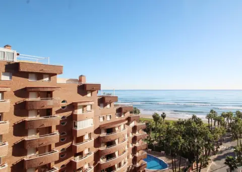 Apartamento en calle Amplaries