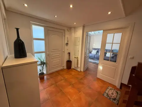 Casa pareada en calle Barrio Prado, nº 18