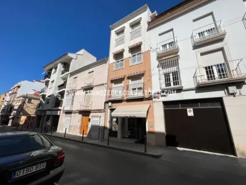 Local comercial en calle del Peso