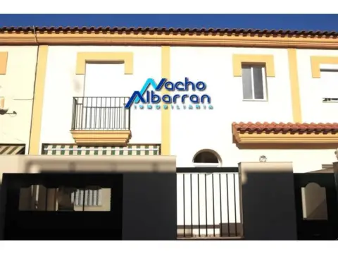 Casa adosada en Ciudad Jardín