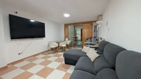 Casa adosada en Plaza de Enrique López Vidal, 21