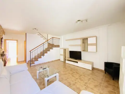 Casa adosada en Pulianillas